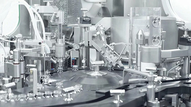 Monoblokový plniaci stroj