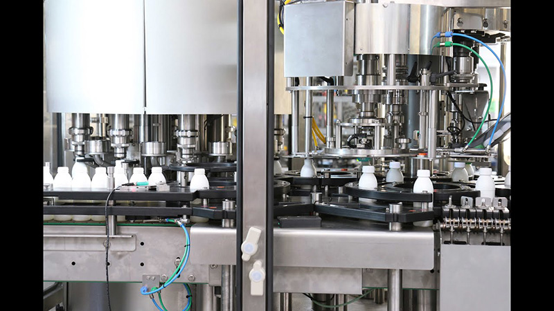 Monoblokový plniaci stroj